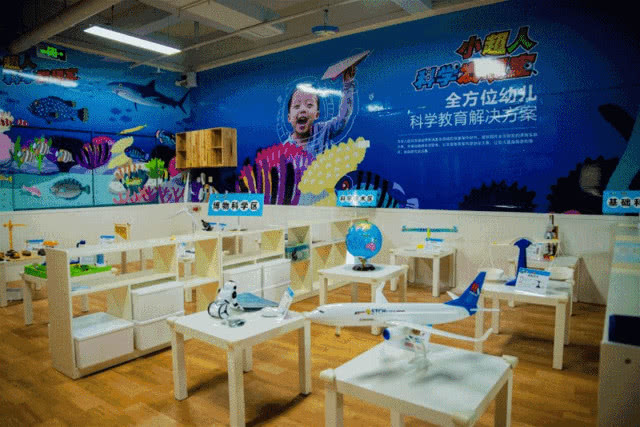 2000㎡+户外,四级恒温游泳池,这家临湖而居的幼儿园很有料